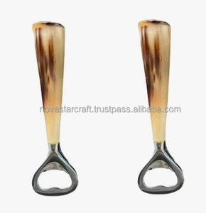 Elegante abridor de tapas con mango de cuerno de búfalo para el hogar o bar, abridor de botellas artesanal clásico de cuerno, diseño resistente. - Product Image 4