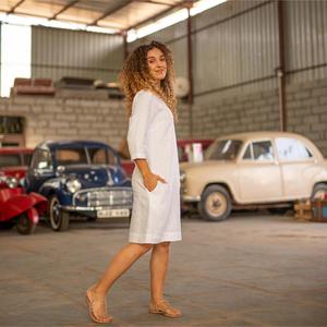 Robe mi-longue en coton et lin pour femmes, coupe ample, décontractée, col rond, manches 3/4, couleur unie, robe d'été pour dames - Product Image 1