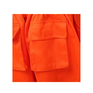 ชุดคลุมทำงานแขนยาวผ้าคอตตอนผสมแบบใหม่ พร้อมกระเป๋าซิปด้านหน้า ชุดคลุมทำงานผ้าทวิลสำหรับผู้ชาย ทรงเข้ารูป ชุดทำงานอเนกประสงค์ ดีไซน์ OEM - Product Image 4