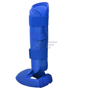 Protections de tibia pour lanceur de baseball, protection professionnelle, rembourrage renforcé pour l'absorption des chocs, sangles réglables, couleur noire unie - Product Image 1