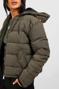 Blouson matelassé à capuche vert olive, fermeture éclair, coupe-vent, en polyester épais, manteau d'hiver décontracté, longueur courte, logo imprimé sur le devant - Product Image 3