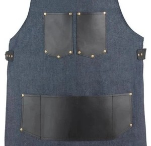 Tablier en jean avec poches en cuir et bretelles croisées pour uniforme de personnel de restaurant et de bar - Product Image 4
