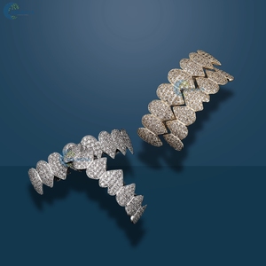 Hip Hop Lab Grown Diamond Teeth Grillz Iced Out 8 Top & 8 Bottom Set Personalizado de Oro Amarillo de 14K para Hombre - Product Image 6