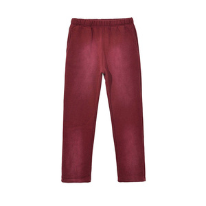 Producto en Oferta: Pantalones Deportivos Acampanados para Hombre, con Bordado Desgastado, Estilo Holgado y Tejido Grueso - Product Image 3