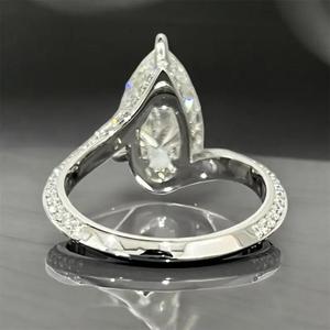 Anillo de compromiso con diamante talla pera, banda pavé retorcida, anillo solitario de oro blanco, anillo de promesa elegante para mujer - Product Image 4