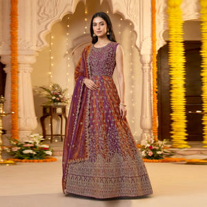 Vestido Elegante de Seda Fendy con Bordado de Cristales y Lentejuelas, Falda Amplia, Ideal para Bodas y Fiestas, para Mujer - Product Image 1