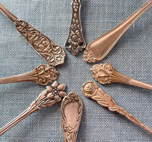 7 Piece Vintage Flatware Set <b>Gold</b> Tone Spoons Fork with Ornate Floral Handles <b>Gold</b> <b>Cutlery</b> Stainless Steel Royal Forks Knives - Product Image 5