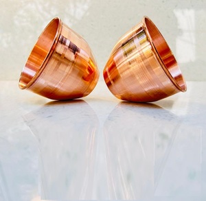 Juego de 2 Cuencos de Cobre Puro Hechos a Mano, Diseño Tradicional Marakkal, Utensilios de Cobre Katori Vastu para Pooja, Prasad, Agua y Uso Ayurvédico - Product Image 1