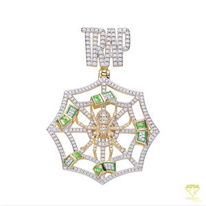 จี้รูปใยแมงมุมสุดหรู ประดับเพชรโมอิสซาไนต์ VVS บนตัวเรือนเงินแท้ 925 - Product Image 6