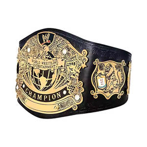 Ceintures de championnat WWE personnalisées en cuir noir véritable et plaques dorées - Product Image 2