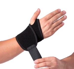 Attelle de poignet réglable pour soulager la douleur, soutien respirant pour le sport, la gym et la protection contre les blessures, taille universelle - Product Image 1