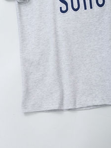 T-shirt graphique New York Soho 1968 pour hommes et femmes, blanc vif, coupe oversize, texte jaune et noir, streetwear, haut d'été HD - Product Image 2