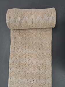 Oferta Especial: Tela de Ganchillo Chevron Bicolor Premium por Metro - Material Texturizado de Malla Abierta en Beige y Crema para Prendas de Vestir - Product Image 1