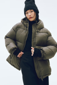 Wholesale OEM <b>Women's</b> Hooded <b>Puffer</b> <b>Jacket</b> Belt Front 2 Way Zip Fastening Faux Fur Lining <b>Waterproof</b> Printed Canvas Fabric - Product Image 2