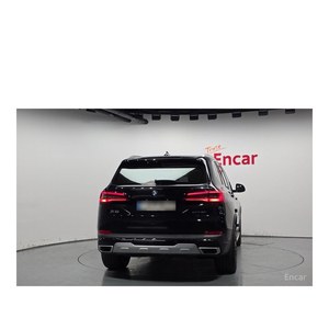 BMW X5 XDrive 40i XLine 2023, Volante a la Izquierda, Caja de Cambios Automática, con Cámara Trasera, 22,211 km - Product Image 4