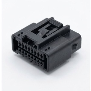Fábrica de moldes de inyección de plástico especializada en moldeo de plástico PBT GF30, componentes plásticos, aplicaciones en el campo, automoción, PS, ABS - Product Image 2