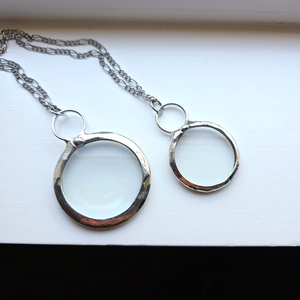 Vintage Metal Magnifying <b>Glass</b> With Silver Finish Chain Classic <b>Reading</b> Loupe Pendant For Book Lovers Collectors And Readers - Product Image 2