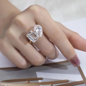 แหวนเพชรทรงลูกแพร์และทรงมรกตขนาด 3.01 กะรัต ผลิตในห้องปฏิบัติการ สำหรับผู้หญิง ทองคำแท้ 14K ของขวัญสุดพิเศษสำหรับแฟนสาว - Product Image 4