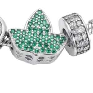   Pulsera con Dijes para Mujer, Elegante, en Rosa, Verde y Dorado, Joyería de Moda, Accesorio Elegante para la Muñeca - Product Image 5