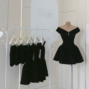 Robe Quotidienne Tissée Vintage Mini à Nœud Épaules Dénudées Coupe Évasée Taille Haute Personnalisée pour Femmes OEM – Idéale pour l'Été - Product Image 1