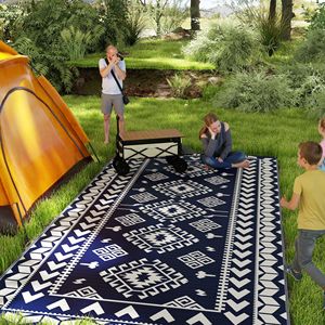 Tappeto da Esterno Reversibile Impermeabile 9FT X 18FT Blu e Bianco, Tappetino da Picnic con Borsa per il Trasporto, Design a Patchwork con Paglia e Rombi - Product Image 2