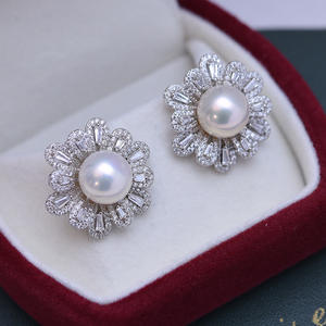 Pendientes de Perlas de Agua Dulce Redondas de 8-9 mm, Plata de Ley S925, con un Brillo Intenso y Pequeñas Imperfecciones, Aretes de Perlas que Realzan el Encanto - Product Image 2
