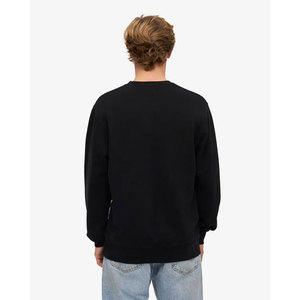Sudadera de punto para hombre con cuello redondo, corte regular, color negro liso, estilo pullover, con logo personalizado y estampado en relieve. - Product Image 3