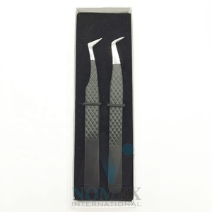 Ensemble de pinces à épiler pour extension de cils pince à épiler noire mate au prix de gros pince à épiler à forte tenue testée à la main - Product Image 6