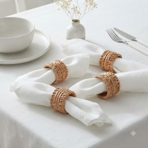 Anneau de serviette en rotin naturel tressé à la main, porte-serviettes en osier, décoration de table rustique et écologique pour la ferme - Product Image 2