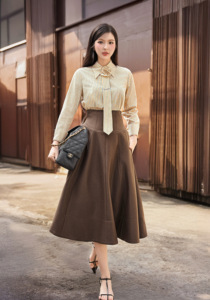 Camisa de Manga Larga a Rayas con Corbata Desmontable para Mujer, de Poliéster/Algodón, Color Violeta, Estilo Casual Vietnamita, Cuello Clásico, Teñido con Hilo - Product Image 3