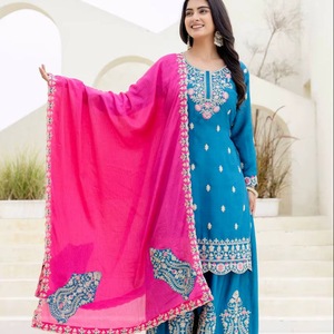 Nouveau Ramdev Trading DVD ON5129 Ensemble de matériel pour Salwar Kameez avec broderie de créateur en satin, motifs à sequins et motifs à coudre, et ensemble dupatta - Product Image 1