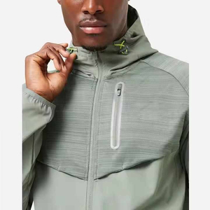 Ensemble coupe-vent deux pièces sur mesure fabriqué en usine 2025 avec veste courte en polyester et coton pour garçon OEM - Product Image 4