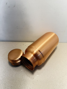 Premium Plain Pure Copper Water Bottle 1300ml Matte Brushed Finish Ayurvedic Copper Flask Leakproof Gym Sports Metal Drinkware - Product Image 3