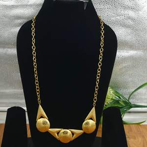 Wholesale Gold Brass Vintage <b>Statement</b> <b>Necklace</b> | Geometric Ball Pendant Chain <b>Necklace</b> for Unisex | Fashion Jewelry Gift OEM - Product Image 3