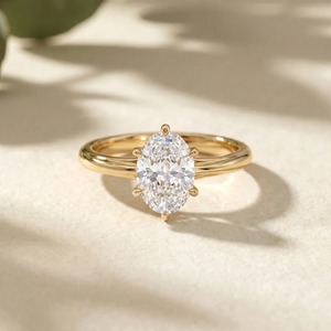 Bague de fiançailles solitaire en or jaune 9 carats avec diamant ovale de 2 carats cultivé en laboratoire, bijoux fins personnalisés pour mariée - Product Image 3