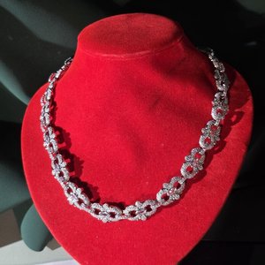 Collier de Luxe pour Femme, Argent 925 Plaqué Rhodium, Diamants Moissanite, Chaîne à Maillons Floraux, Bijou de Soirée - Product Image 1