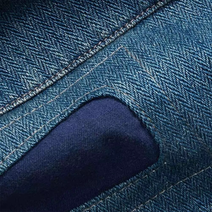 กางเกงยีนส์ขาสั้นผู้ชายสไตล์สตรีทแวร์ ปักโลโก้ตามสั่ง ผู้ผลิตมืออาชีพ กางเกงยีนส์ขาสั้นผู้ชายสไตล์สตรีทแวร์แบบสั่งทำ - Product Image 5