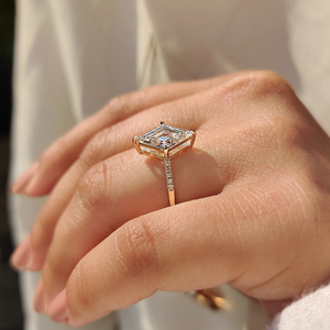 Bague de fiançailles romantique en or massif 14K 18K avec diamant taille losange et sertissage à griffes en forme de boussole, cadeau d'anniversaire - Product Image 3