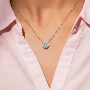 Collier pendentif en forme de cœur tendance avec halo de diamants, plaqué or, diamant précieux, bijou romantique, cadeau pour un anniversaire - Product Image 5