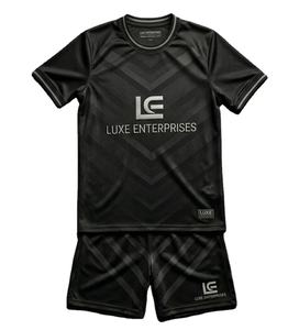 Conjunto de Camiseta y Pantalones Cortos Deportivos de Fútbol para Verano, 100% Poliéster, Secado Rápido, Transpirable, Sólido, de Alta Calidad, Cómodo y Ecológico - Product Image 1