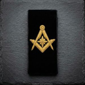 Insignias bordadas personalizadas de alambre de plata, hechas a mano, de terciopelo morado, para regalia masónica, con emblema de corona, fabricante de parches - Product Image 3