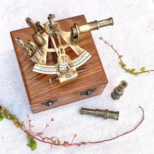 Sextante de Latón Vintage con Telescopio, Caja de Madera, Instrumento de Navegación Náutica, Herramienta de Navegación Marítima, Decoración Coleccionable - Product Image 1