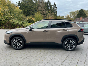 Nuevo Toyota Corolla Cross 2025 (Gasolina/Eléctrico) E10, 178 CV, Transmisión Automática, Volante a la Izquierda - Product Image 3