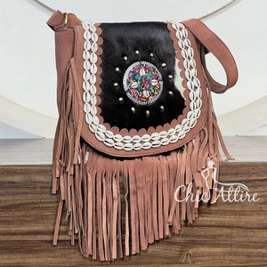 Bolso Bandolera de Gran Capacidad de Cuero de Vaca con Pelo y Flecos, Estilo Western, Diseño de Concha, para Mujer - Product Image 1