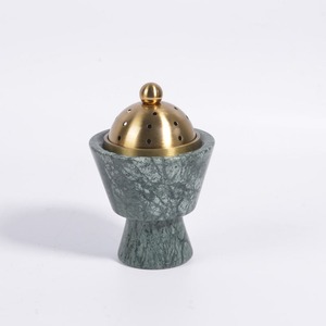 Brûleur d'encens Oud Mabkhara arabe de luxe avec finition contemporaine en résine et métal, encensoir traditionnel au charbon de bois pour Bakhoor - Product Image 6