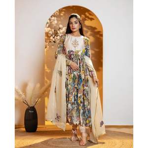 FANCY CHINON SEDA ZARI BORDADO KALAMKARI ESTAMPADO TRABAJO CON DUPATTA BLANCO - Product Image 1