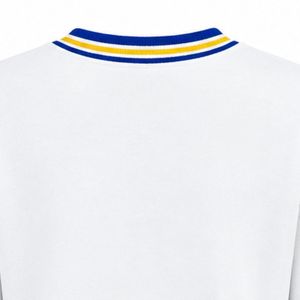 Pull blanc à col rond avec broderie Sigma Gamma Rho 1922 bleu et or, col et poignets rayés, ourlet côtelé, tricot personnalisé universitaire - Product Image 3