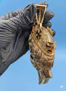 Colgante Reina Isabel con Moissanita VVS, estilo Iced Out, Hip Hop, de Plata 925 Bañada en Oro, que pasa la prueba del detector. - Product Image 5