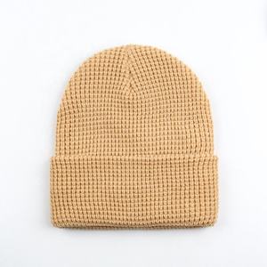 Bonnet d'hiver en gros, bonnet tricoté double couche, bonnet d'hiver personnalisé avec logo pour l'extérieur - Product Image 3
