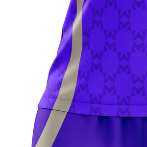 Tenue de sport femme luxueuse avec short, design color block, texture jersey de qualité, respirante et polyvalente - Product Image 3